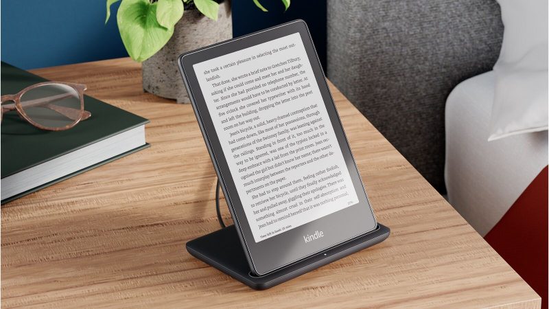 Kindle Paperwhite Signature