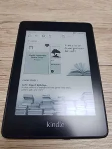 Trên tay Kindle Paperwhite 4 (2019) 2